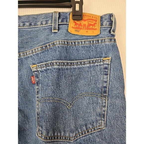 Levis 550 Relaxed Fit Medium Wash Denim Blue Jeans Mens Size 46X32 BIG & TALL - Picture 7 of 13